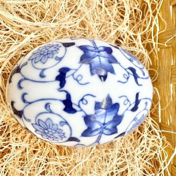 Set Of 6 Blue and White Porcelain Decorative Orbs and Egg Floral Design NO BOX - Picture 16 of 16